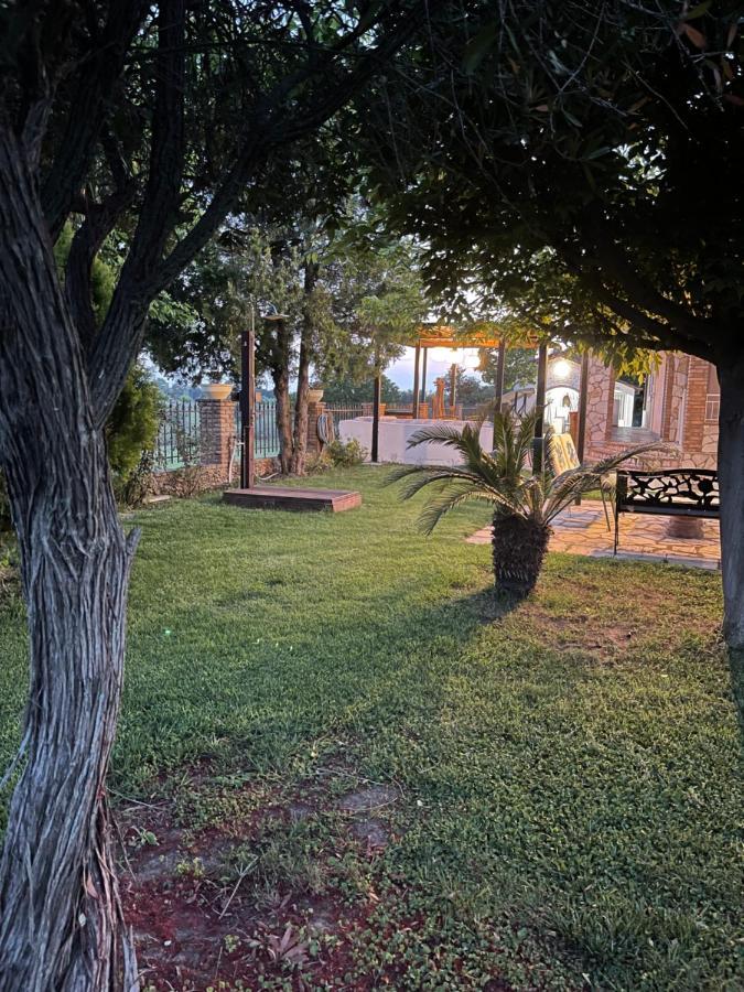 Mama'S Sunshine Garden Villa Agios Ilias  ภายนอก รูปภาพ