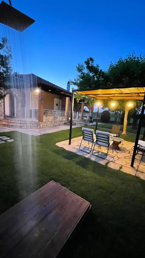 Mama'S Sunshine Garden Villa Agios Ilias  ภายนอก รูปภาพ