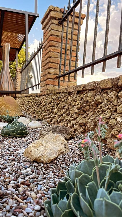 Mama'S Sunshine Garden Villa Agios Ilias  ภายนอก รูปภาพ